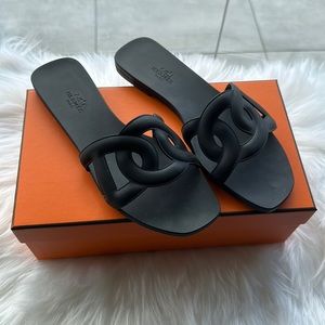 Hermes sandals (SOLD OUT EVERYWHERE)
